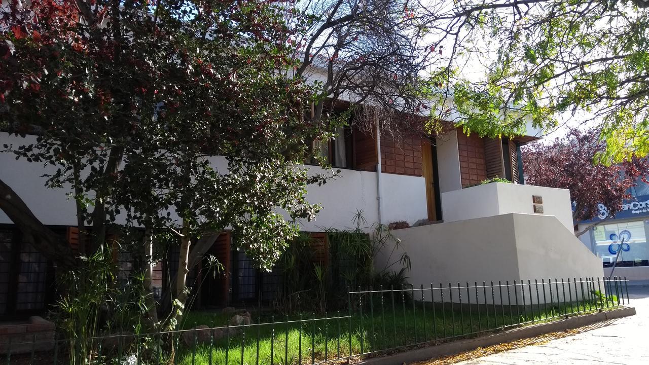 Ciruelo En Flor Bed and Breakfast Trelew Buitenkant foto