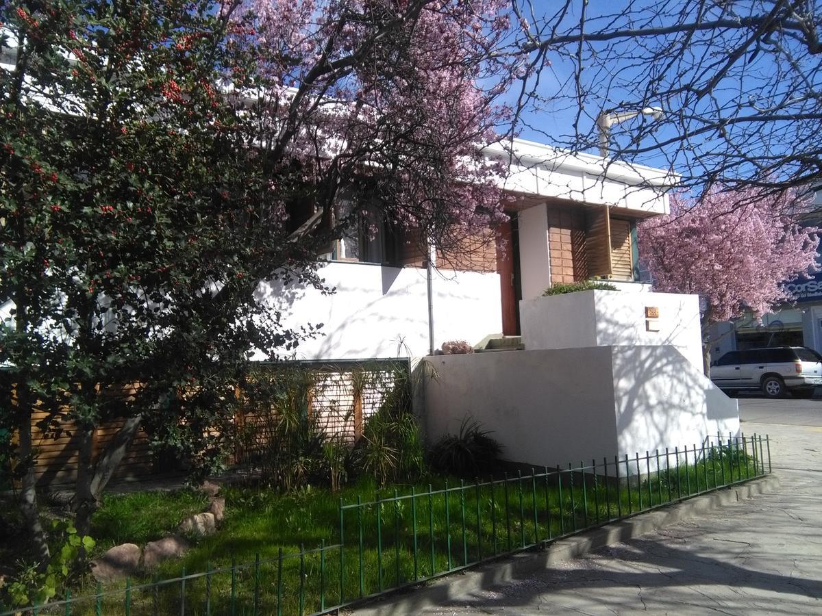 Ciruelo En Flor Bed and Breakfast Trelew Buitenkant foto